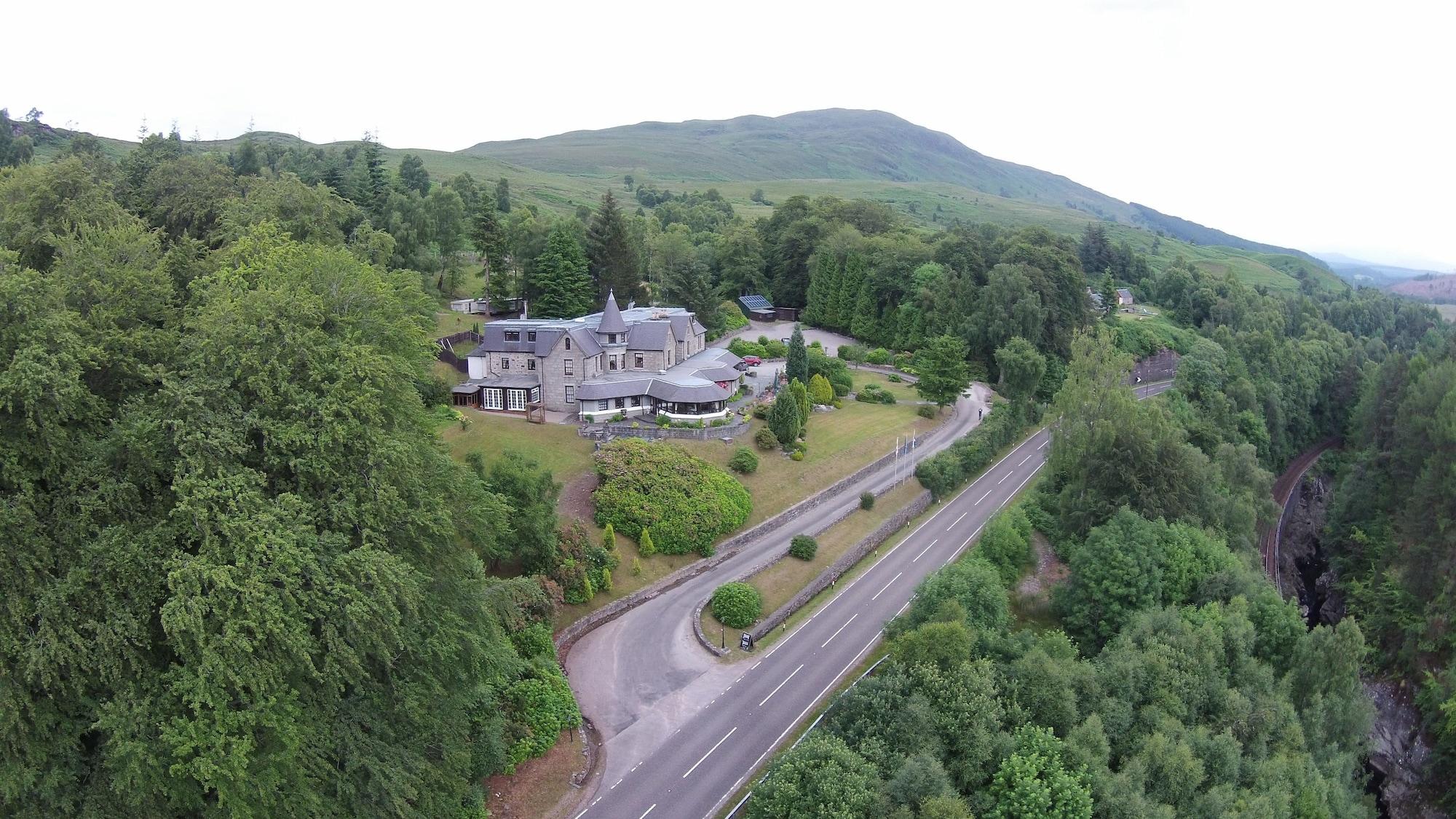 Glenspean Lodge Hotel รอยบริดจ์ ภายนอก รูปภาพ